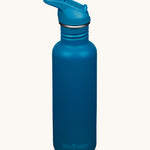 A Corsair blue coloured Klean Kanteen 27oz Classic Narrow Flip Seal Sports Cap Reusable Stainless Steel Water Bottle.