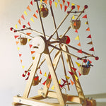 Kraul Ferris wheel construction set up with baskets
