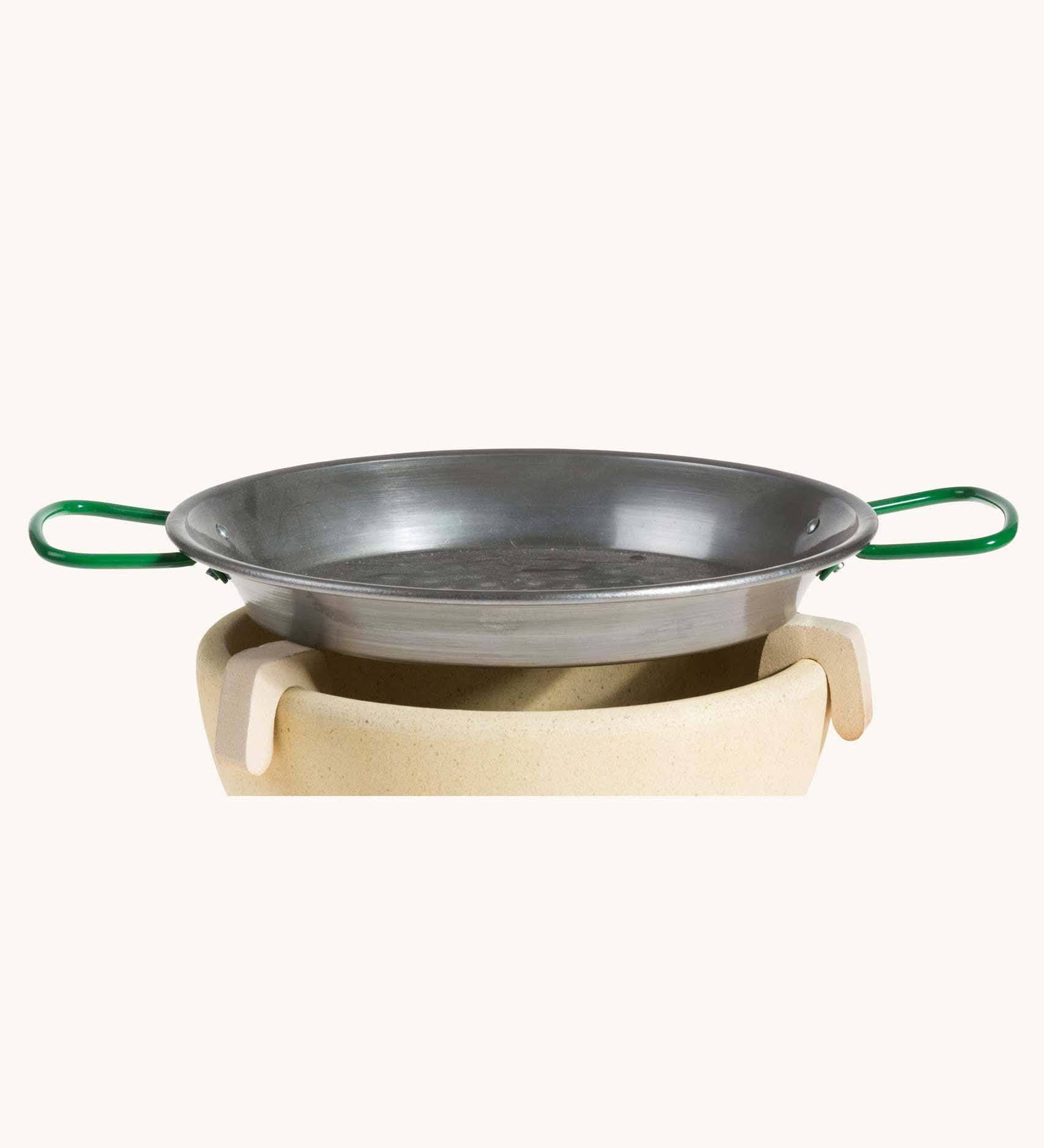 A metal Kraul Pan For us with the Kraul ceramic Fire Bowl. Kraul is available at Babipur their range of kits let children discover a world of wonder with Kraul STEM science kits and educational toys.