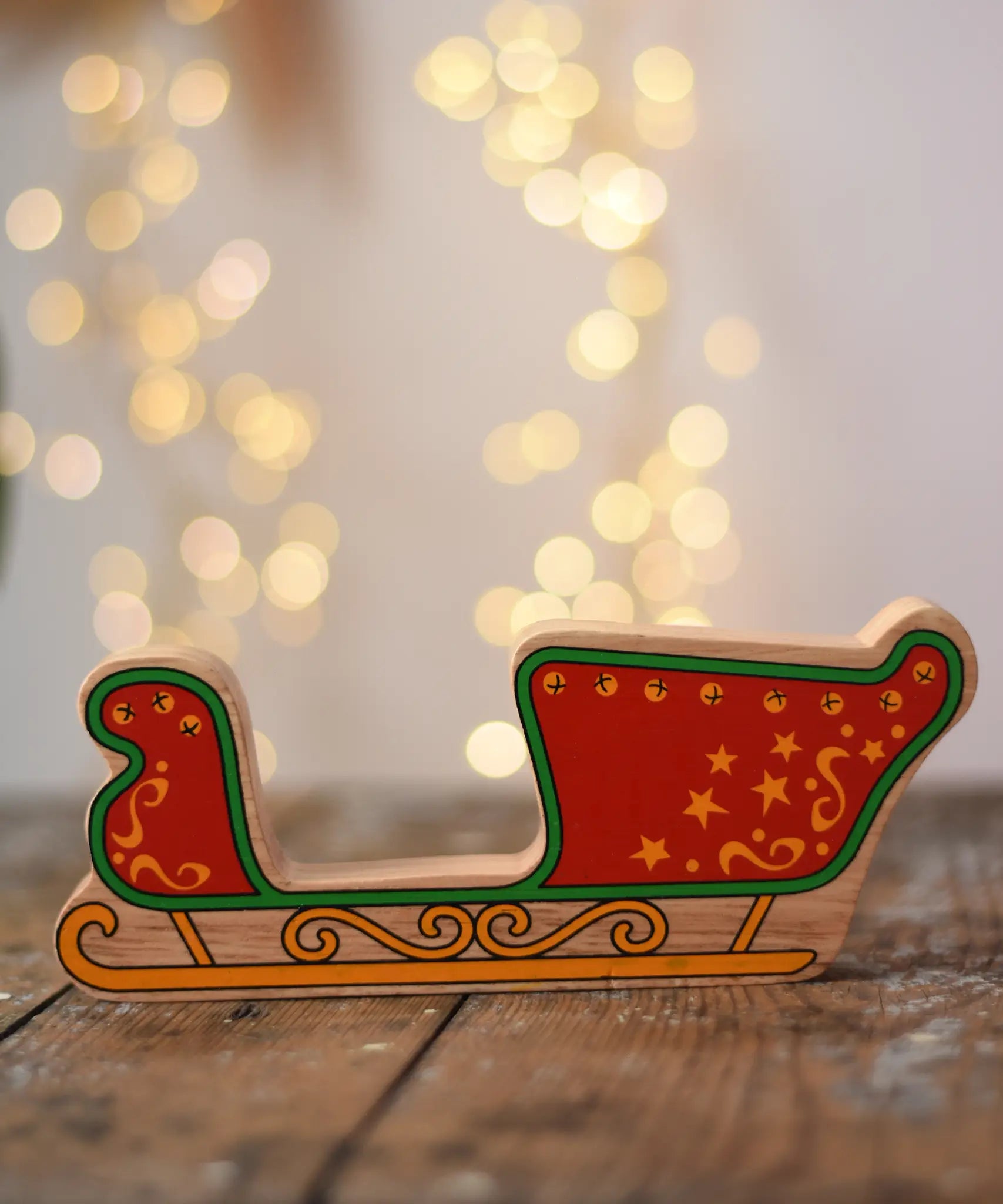 Lanka Kade red Christmas sleigh wooden wooden toy figure.