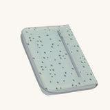 The back of the Lassig Document Pouch with a Floral Mint design. The document storage pouch has a zipped closure to keep the content safe and secure. Lassig have a range of bags and accessories available at Bbaipur.