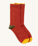 Little Green Radicals red block ankle socks from the golden leaves set available at Babipur. A soft ribbed GOTS organic cotton sock with green and yellow trim 