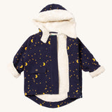Little Green Radicals dark night sherpa toasty coat available at  Babipur. A GOTS organic cotton winter corduroy style jacket  in navy with a white fleece inner for warmth. Features a full length zip and popper fasteners for a secure fit.