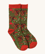 Little Green Radicals winter rabbit ankle socks available at Babipur. A dark green GOTS organic cotton sock with rabbits in flowers and red trim. 
