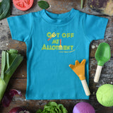  and green and yellow lettering