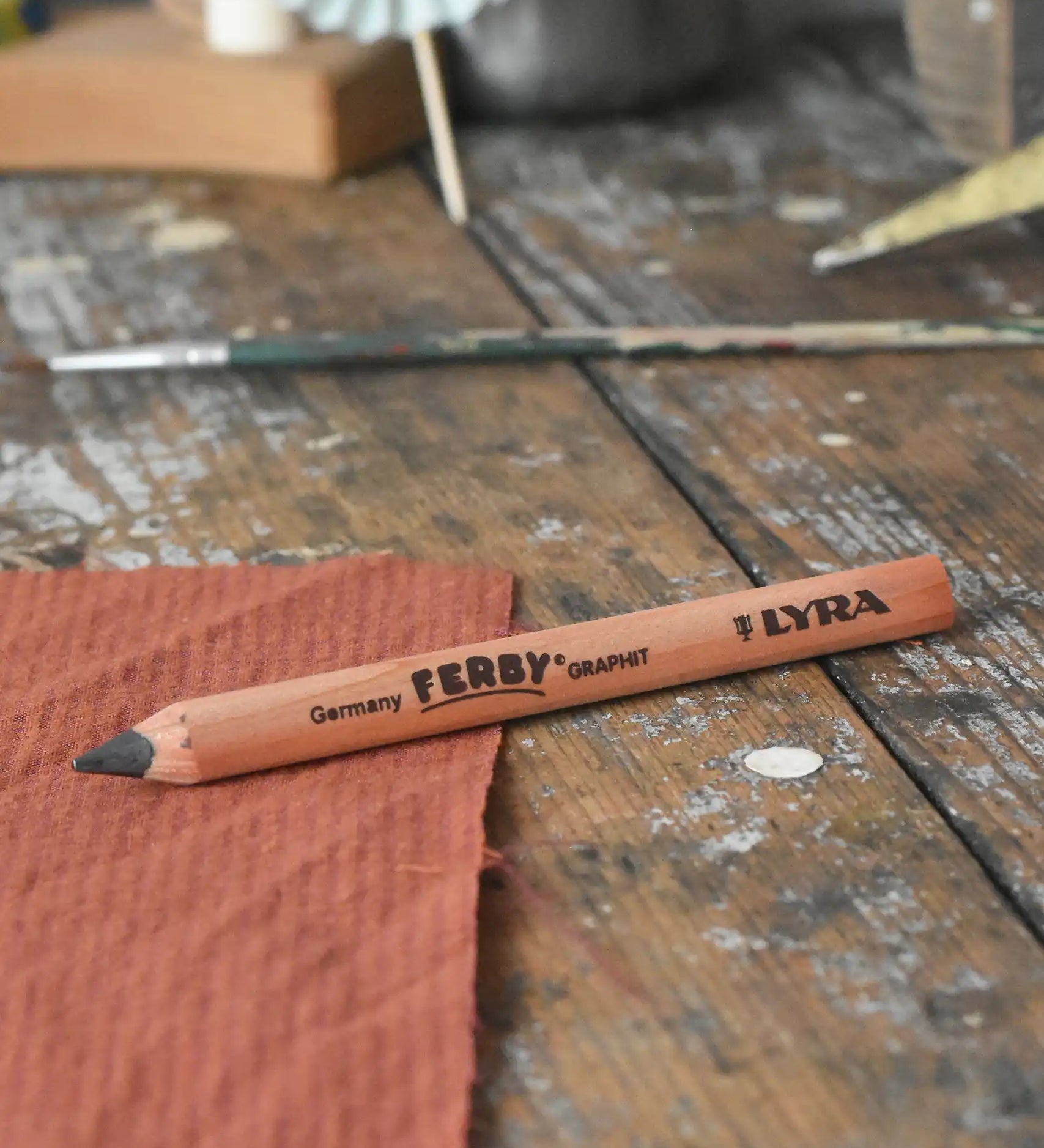 Lyra Ferby triangular shaped graphite HB pencil.