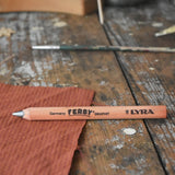 Lyra Ferby triangular shaped graphite HB pencil for toddlers and children.