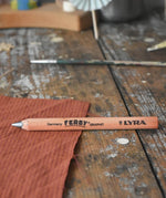 Lyra Ferby triangular shaped graphite HB pencil for toddlers and children.