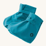 Mamalila softshell booties in petrolblue available at Babipur. A light blue water resistant baby shoe with a velcro tab for a easy fit