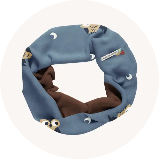 Button leading to Babipur's Maxomorra organic cotton kids' scarves and accessories collection