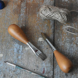 Mercurius flat head and round head  paintbrush with wooden egg shaped handle for children.