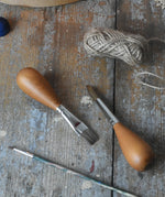 Mercurius flat head and round head  paintbrush with wooden egg shaped handle for children.