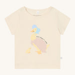 MORI Jemima duck top. GOTS organic cotton top with short sleeve in a light peach colour with poppers on the shoulders for easy fitting. Features a cute print of a mother duck wearing a blue hat standing next to a duckling 