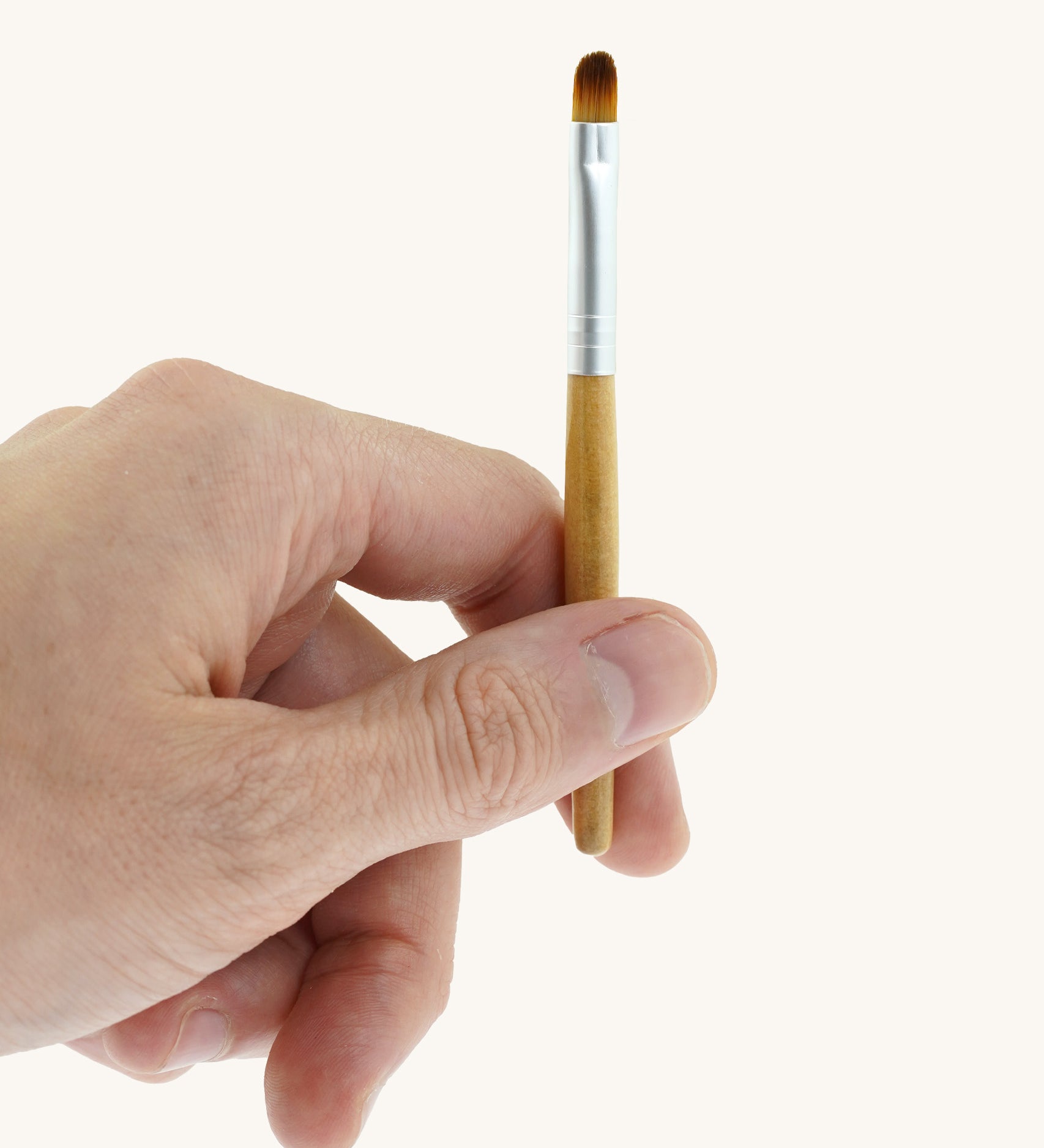 The brush applicator from the Natural Earth Paint Eco Make-Up Brush Set. 
Perfect for applying our face paints range of eco face paints or crafting.