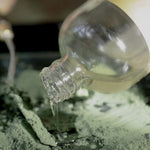 Natural Earth Paint walnut oil medium poured on green paint pigment