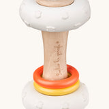  to give endless play options. The large white ends and rings are removable from the Totum pole. Image is on a cream background