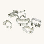 Neogrun metal animal cookie cutters. Features 6 different animal shaped cutters for play dough.