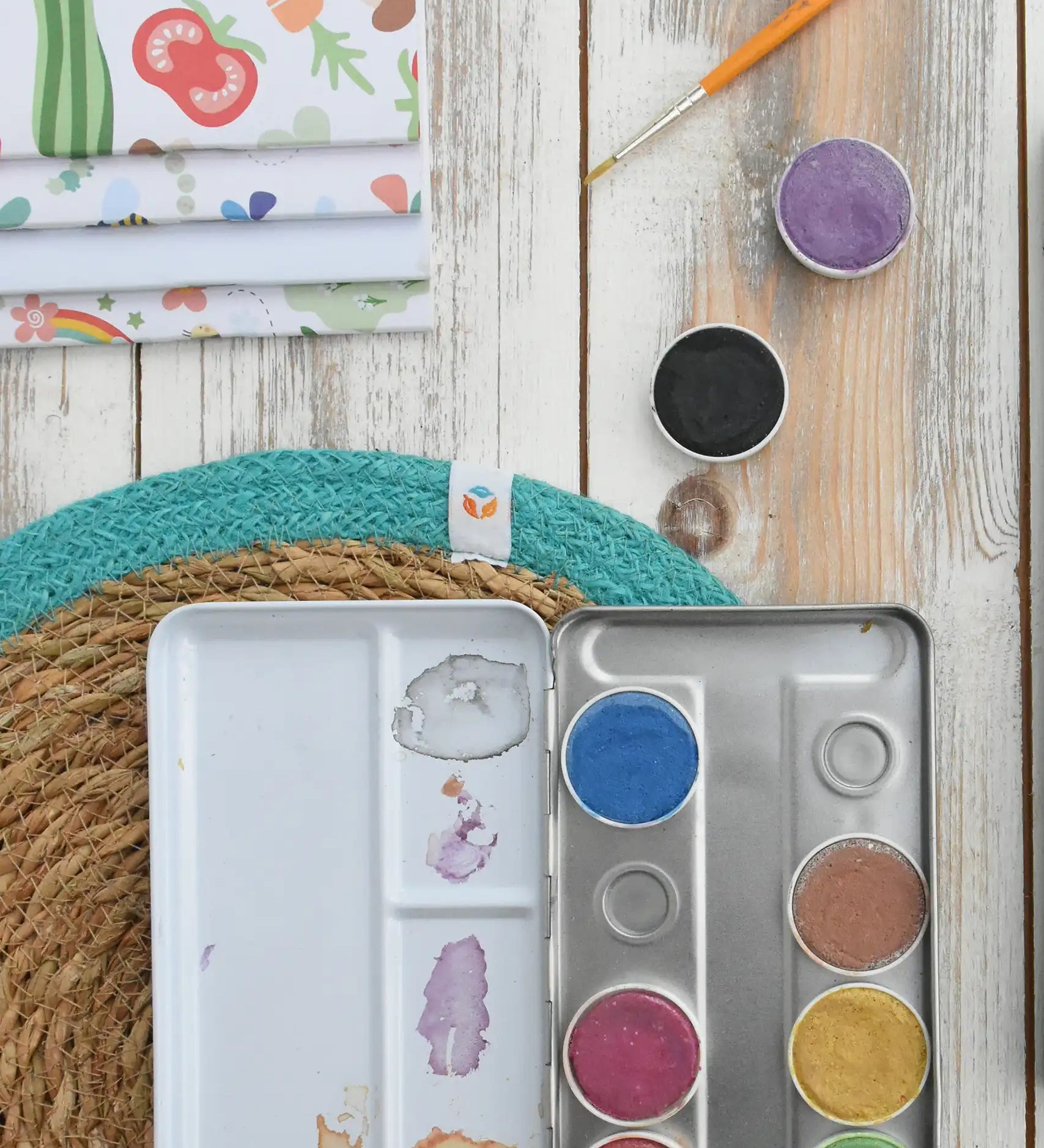 Replacement watercolour paint tablets for the Okonorm watercolour travel paint tins.
