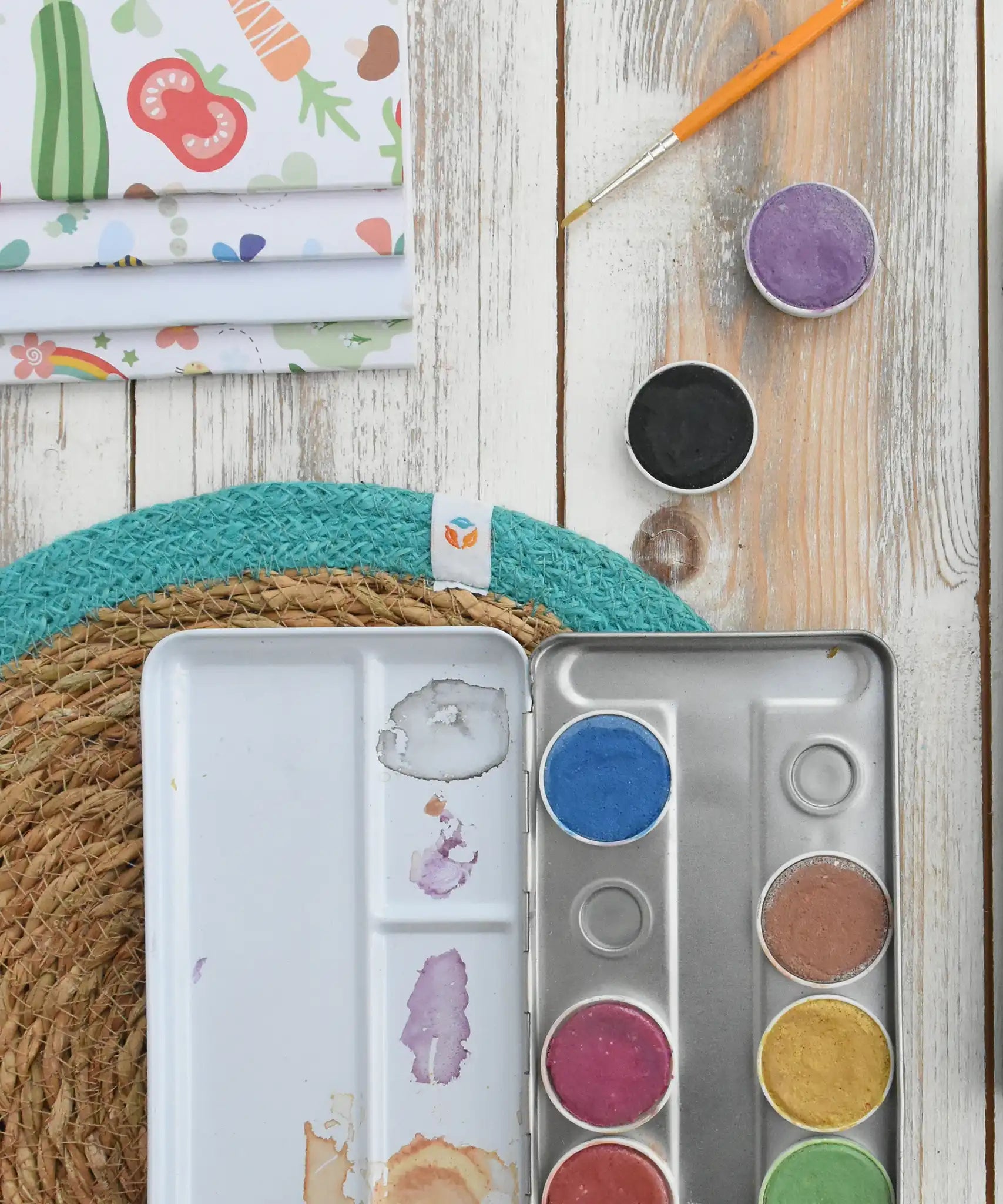 Replacement watercolour paint tablets for the Okonorm watercolour travel paint tins.