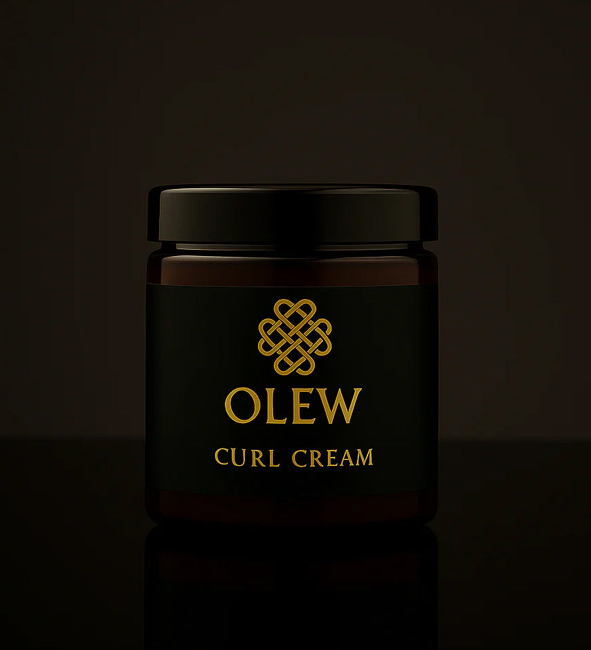 Olew Naturally Nourishing Curl Defining Cream 180ml jar available at Babipur, vegan haircare which is SLS and Paraben Free 
