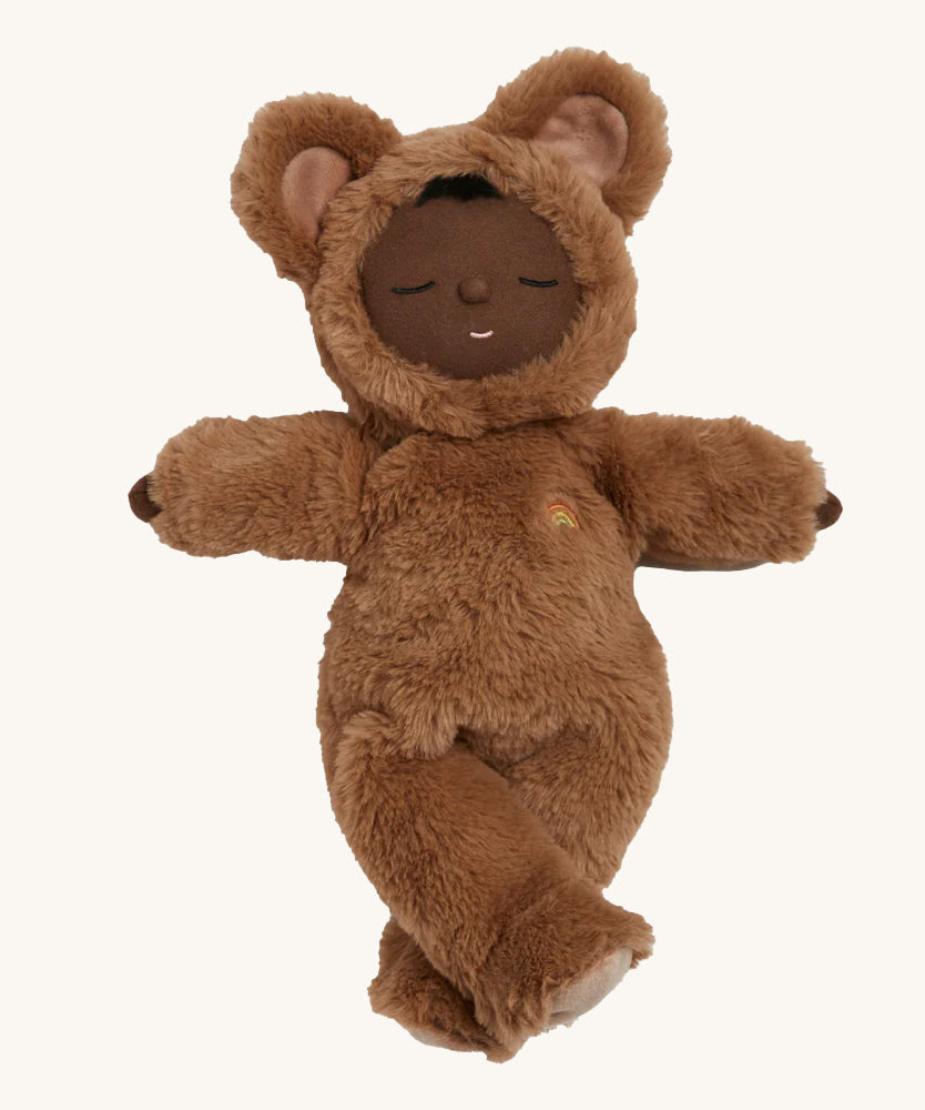 Olli Ella Teddy Mini Cozy Dinkum on a plain background. 