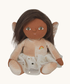 Olli Ella Faye fairy dinky dinkum doll available at Babipur. A peach coloured soft cuddly doll with a cute playful face and long brown hair. Features a glittery skirt and matching peach fairy wings