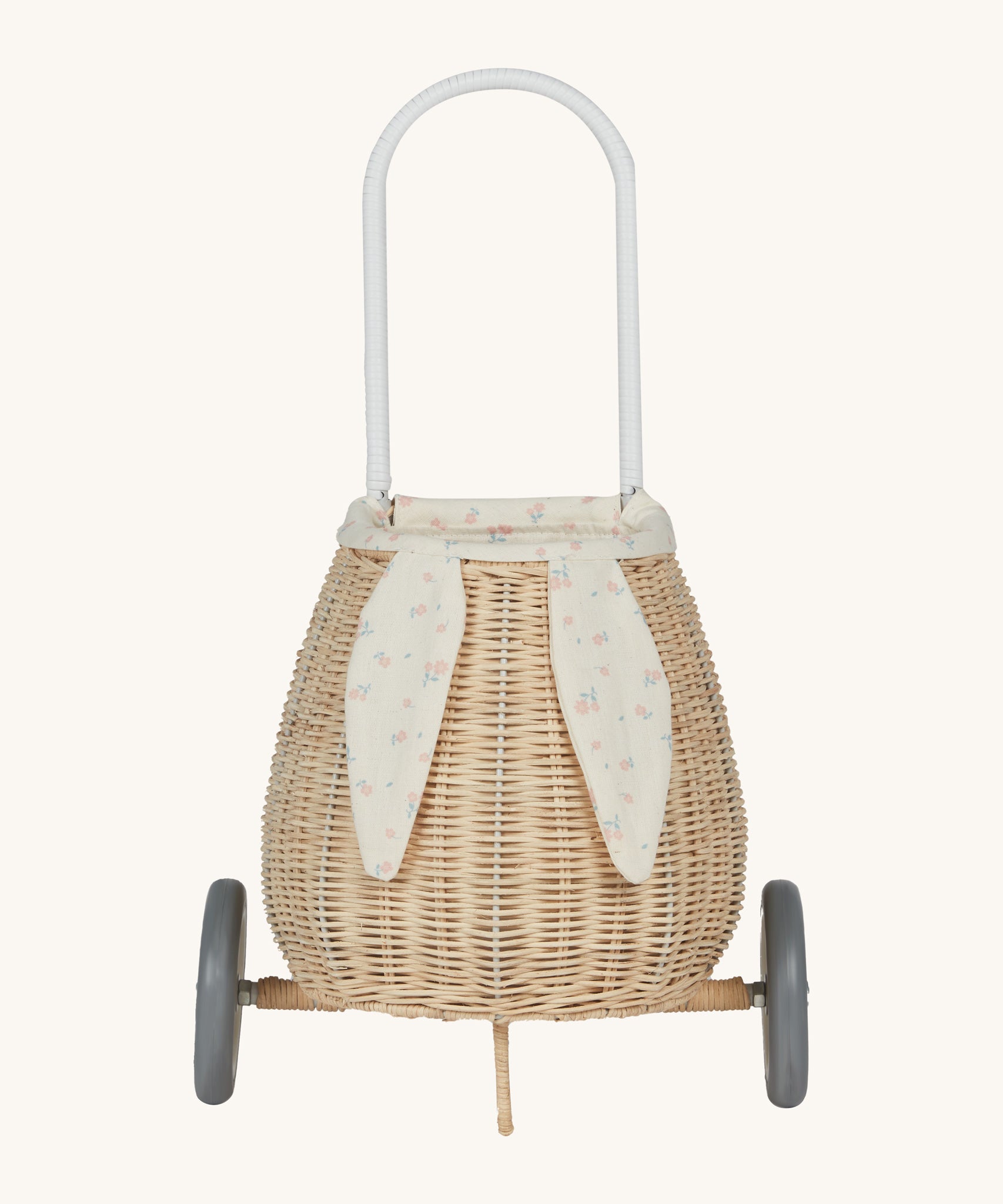 Olli Ella Rattan Bunny Luggy with Lining – Pansy Floral. A beautifully woven pull along Luggy basket with cream cotton lining with a vintage pansy floral pattern.