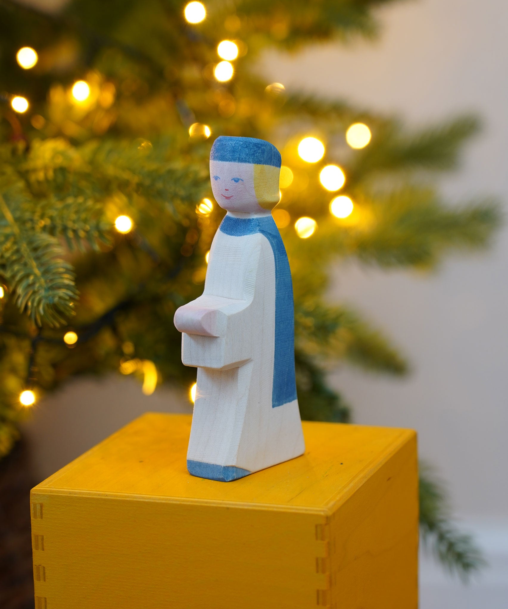 The Ostheimer Blue King's Page  Three Wise Men Wooden Nativity Figure. These wooden figures are part of a wide range of expertly hand crafted wooden toys here at Babipur. 