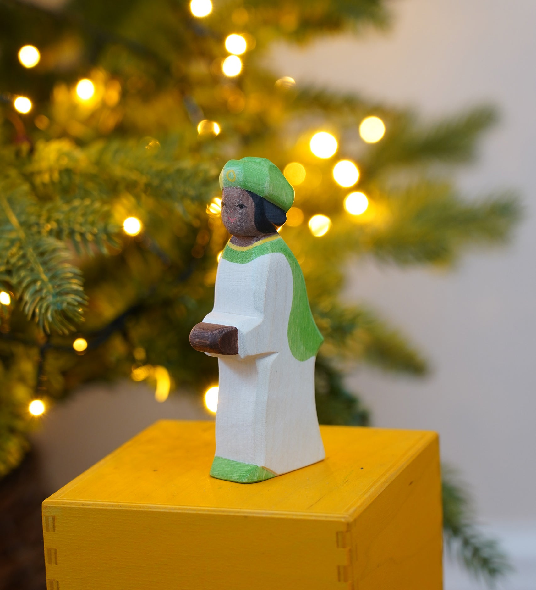 The Ostheimer Green King's Page  Three Wise Men Wooden Nativity Figure. These wooden figures are part of a wide range of expertly hand crafted wooden toys here at Babipur. 