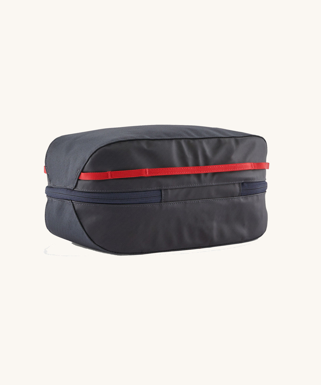 Patagonia Black Hole Cube 6L travel organiser bag in Smolder Blue with red accents, durable recycled polyester packing cube.
