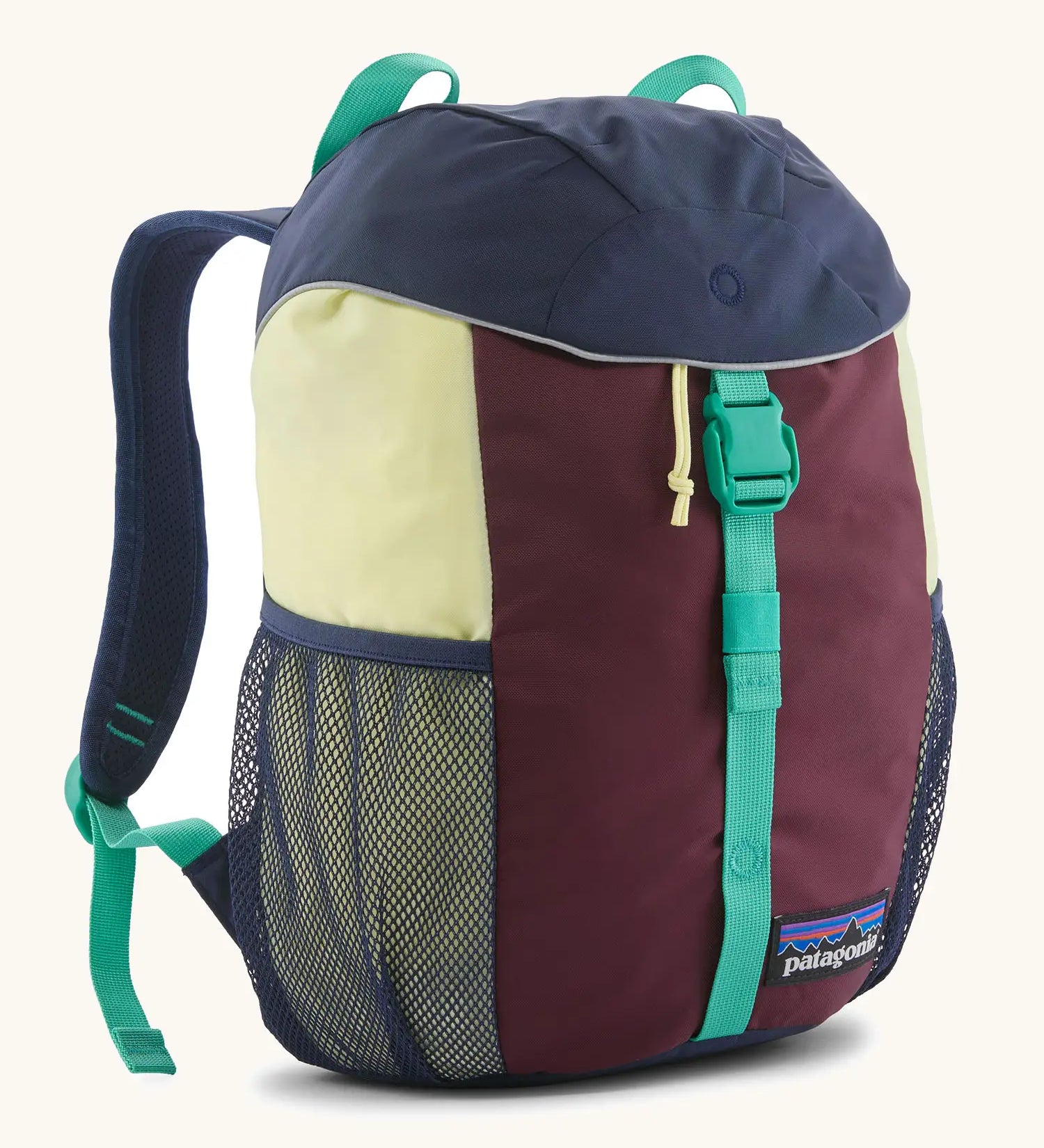 Patagonia 12 litre kids refugito day pack backpack in berry fig. Covered drawsting main compartment with  mesh pocket bottle holders on the sides.