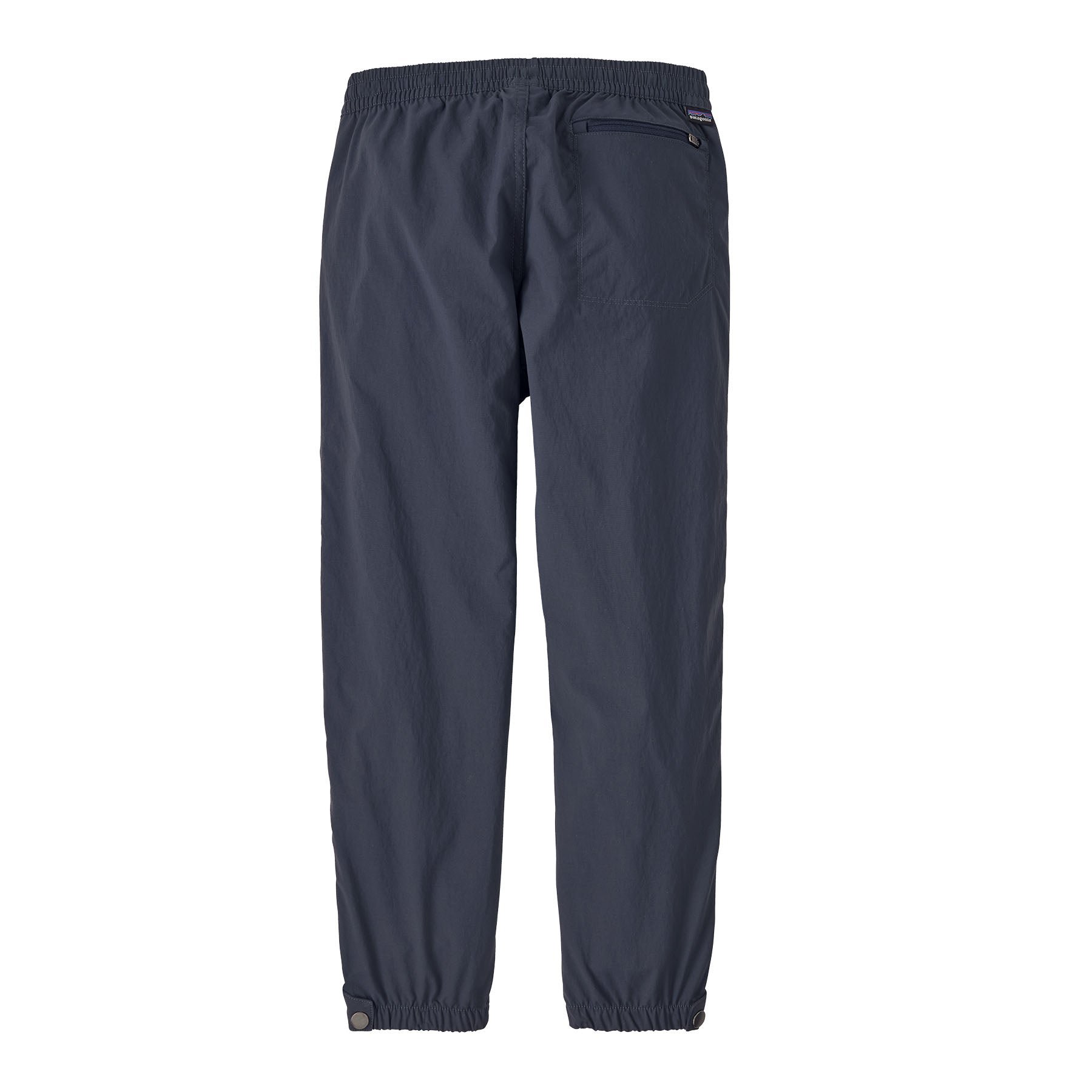 Patagonia kids quandry pants in smolder blue colour available at Babipur. Waterproof trousers features a elasticated leg cuffs and a handy back pocket