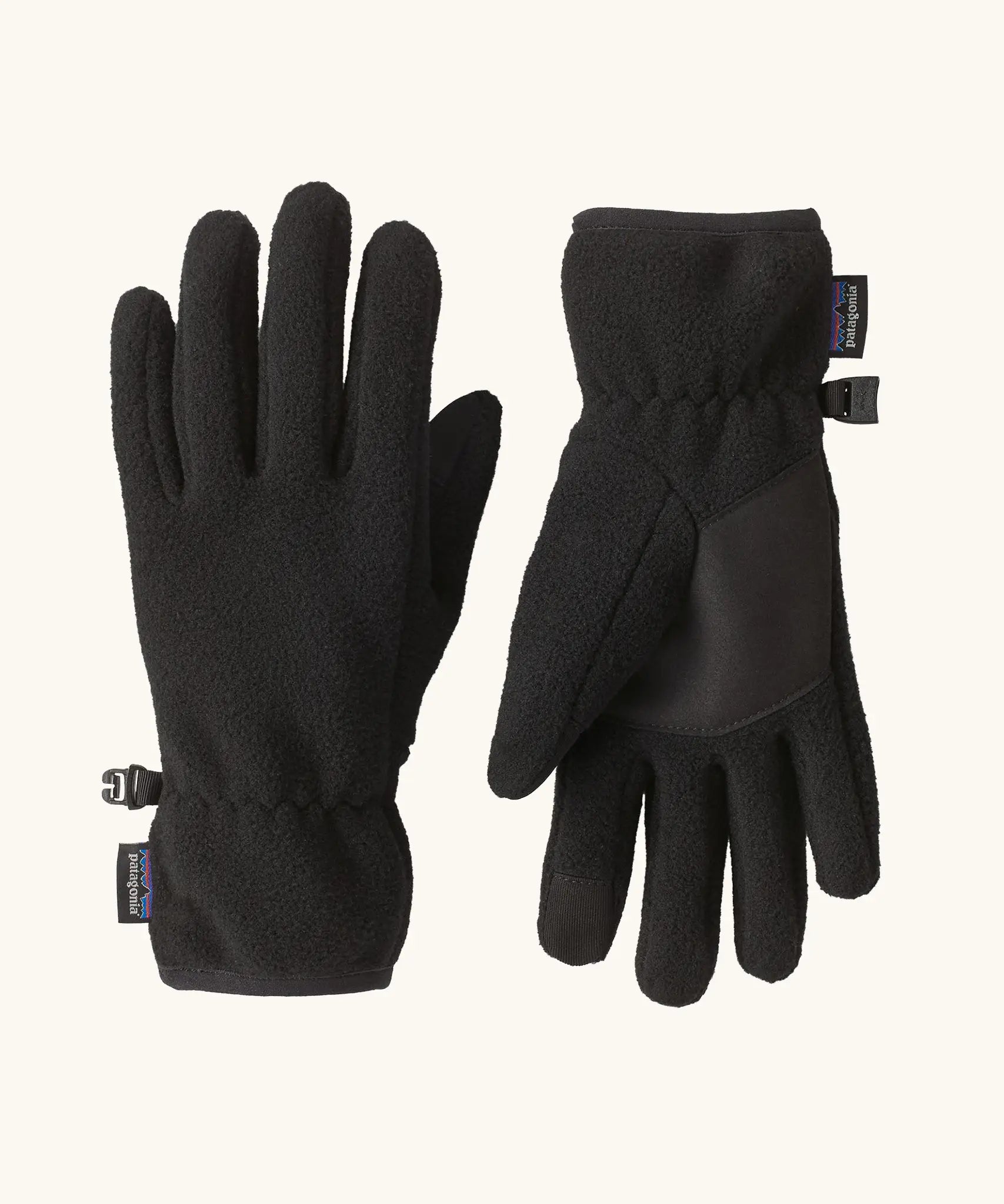 Patagonia kids synchilla fleece gloves in black solid.