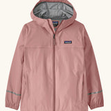 Patagonia kids torrentshell 3L waterproof raincoat in fuzzy mauve pink with reflective wrist bands, elasticated cuff and hand pockets. Small black logo label on the chest.
