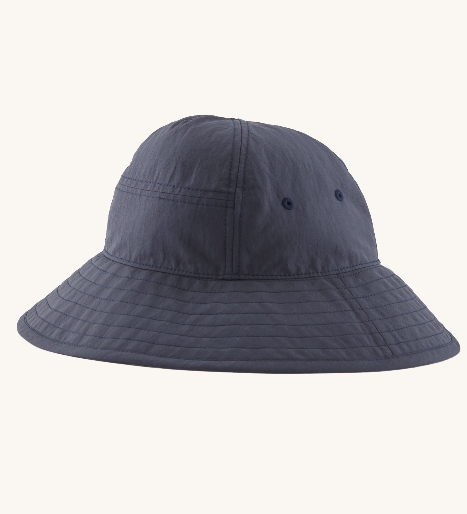 The Patagonia Kid's Trim Brim Sun Hat in a Smolder Blue colour.