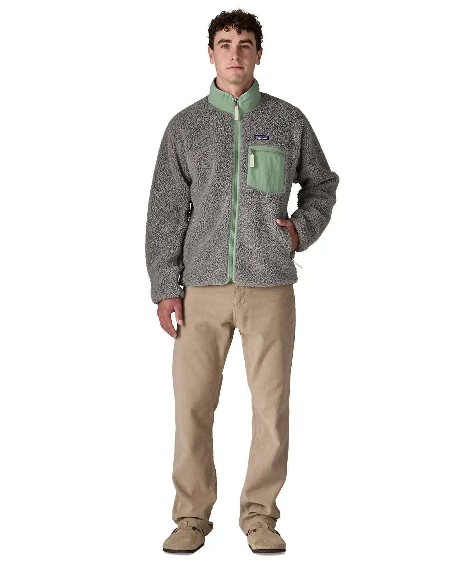 Patagonia Men’s Classic Retro-X Fleece Jacket Forever Grey full outfit view on model with hand in pocket
