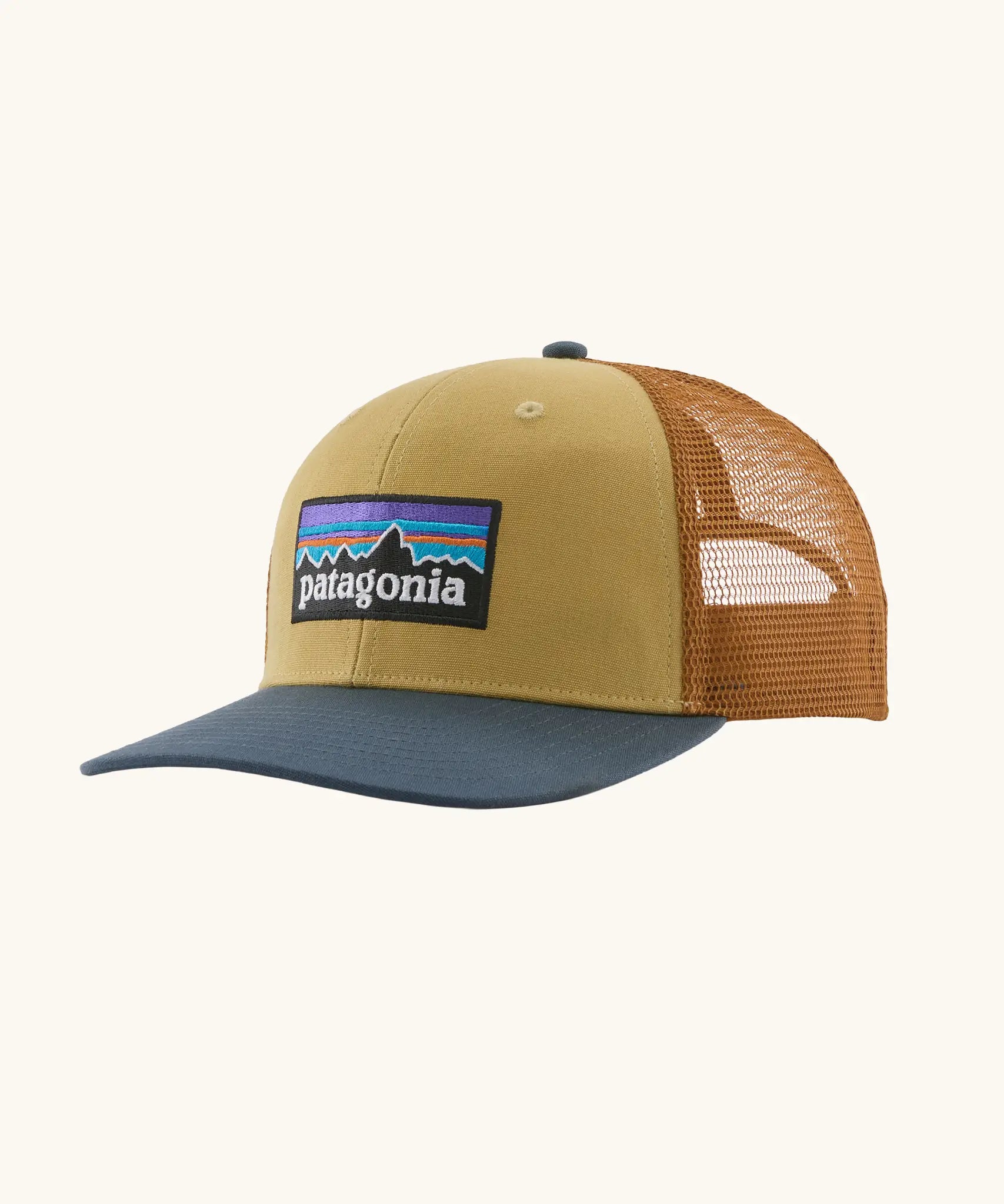 Patagonia P-6 logo trucker hat in lynx tan. Made with organic cotton with a polyester mesh back.
