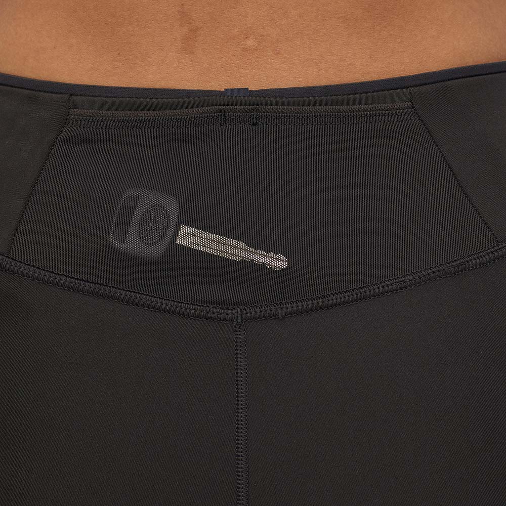 Close up of a car key in the back pocket of the Patagonia eco-friendly endless run tights 