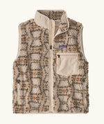 Patagonia women's classic Retro-X® fleece vest with a snowshoe hare pattern on natural. Full zip up front with zipped handwarmer pockets and zipped chest pocket.