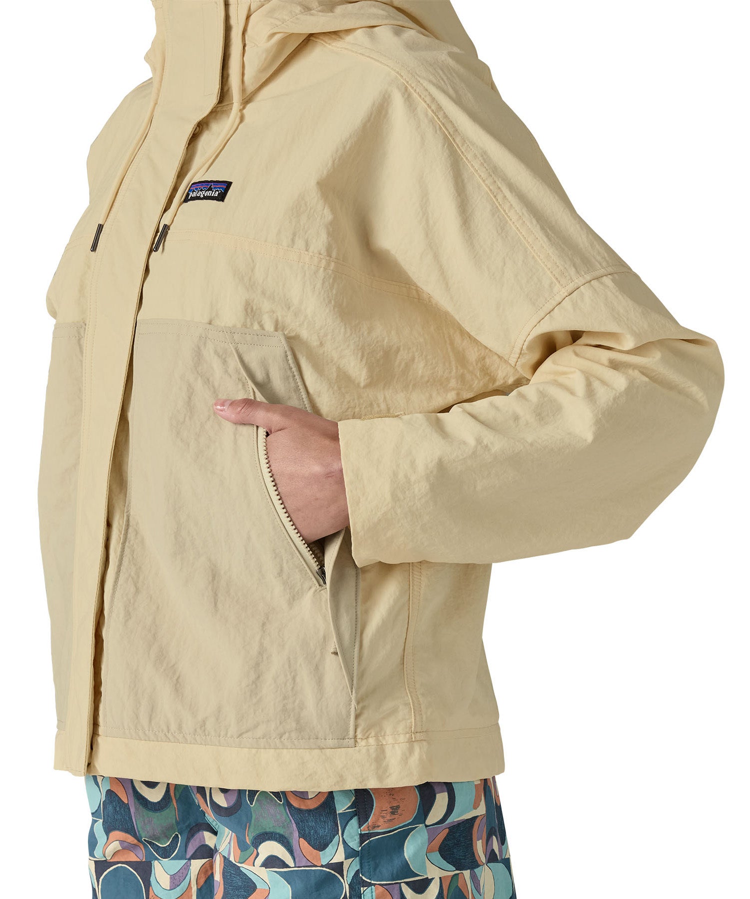 Patagonia women's skysail jacket in a natural colour pocket detail