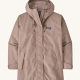 A Patagonia Women's Outdoor Everyday Rain Jacket in a Stingray Mauve colour on a plain background.