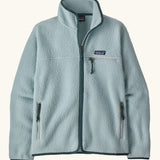Patagonia women's retro pile fleece jacket in virtually blue. Full zip fleece jacket with zippererd chest and hand warmer pockets.