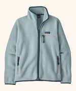 Patagonia women's retro pile fleece jacket in virtually blue. Full zip fleece jacket with zippererd chest and hand warmer pockets.