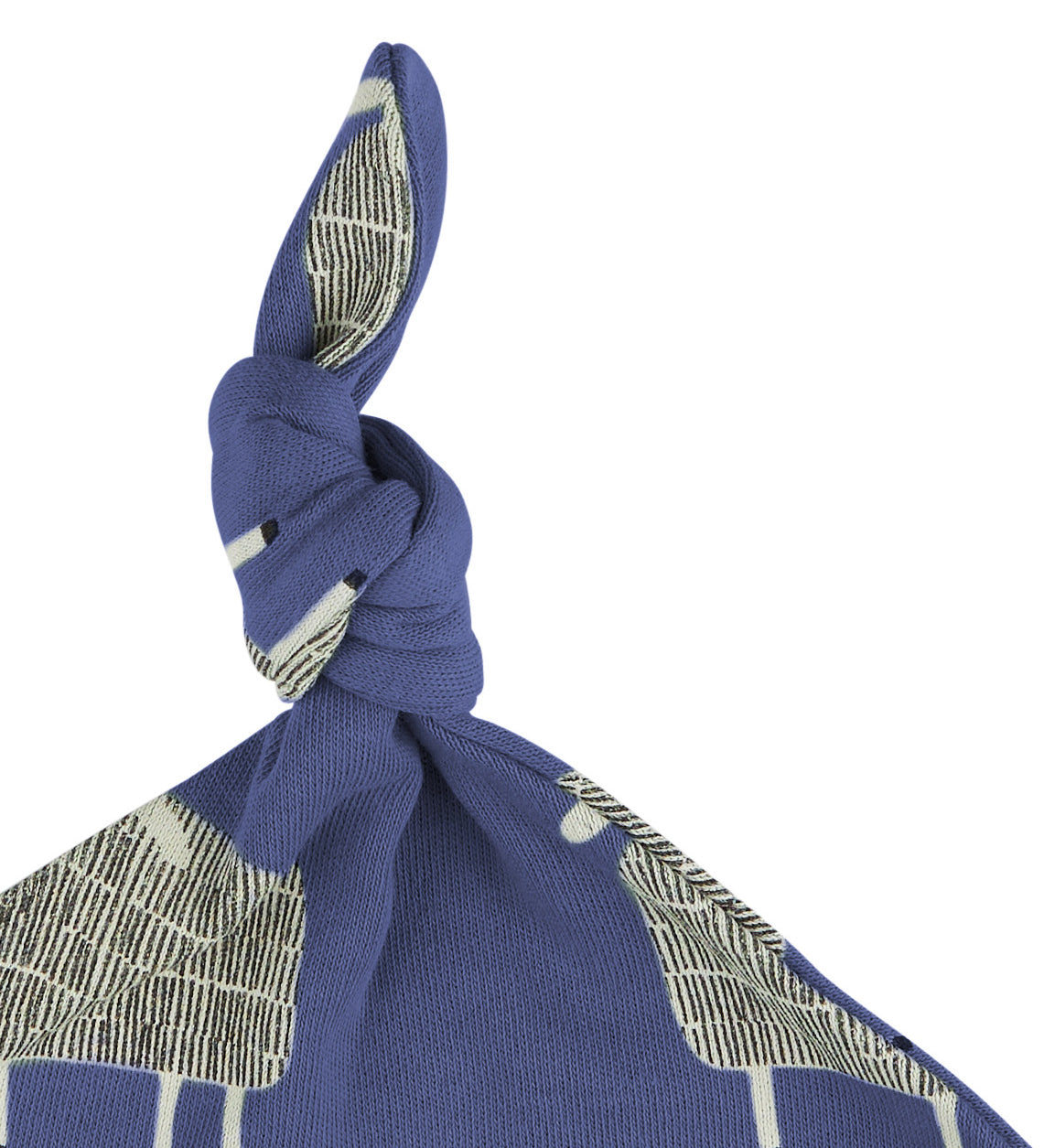 A close up of the Pigeon Organics navy sheep knotted baby hat available at Babipur showing the knot detail