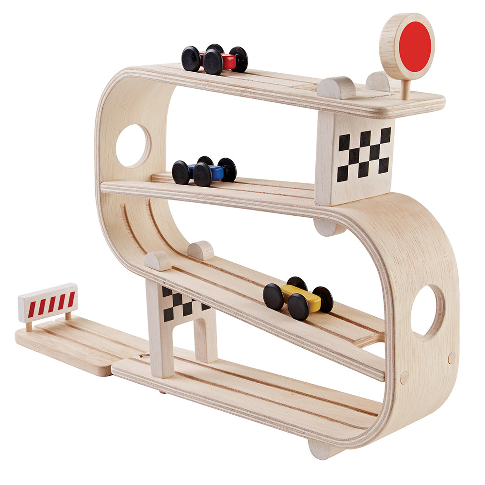 The PlanToys Ramp Racer with all three cars on the track on a plain background. 