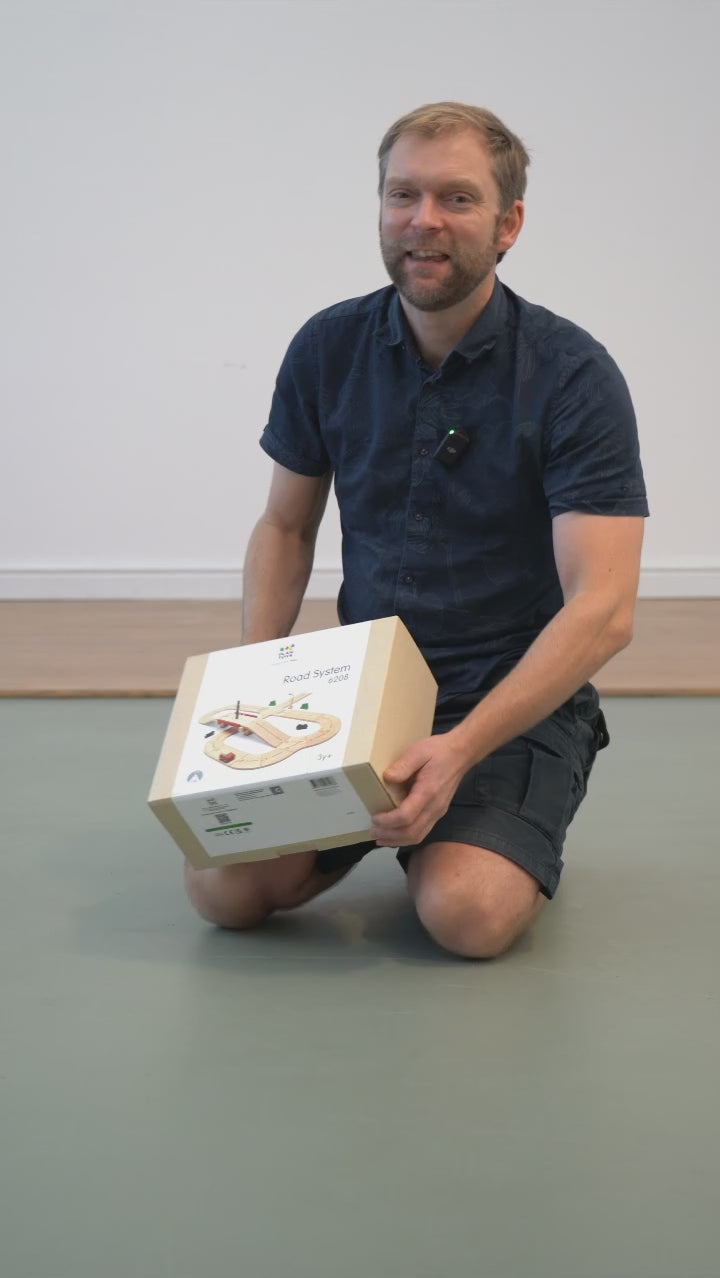 PlanToys Wooden Toy Road Set unboxing