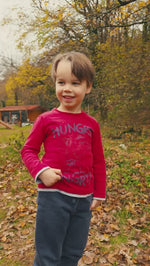 Short video showing the Froddo barefoot kids f motion tex shoes in red worn by a child