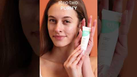 A video from Green People showing a skin care routine using the OY Skin Goals Gift Set