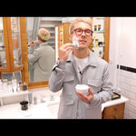 A Youtube video on how to create a lather with a soap, cream or shaving stick by MÜHLE.