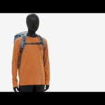 A video detailing the features of the Patagonia Kid's Refugito Day Pack 18L